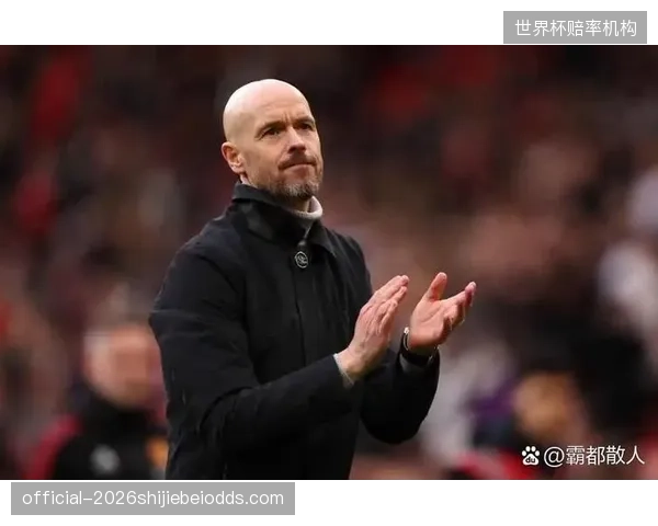 年轻中锋布罗比的入选，为荷兰队提供了禁区内高空作业的战术选择。